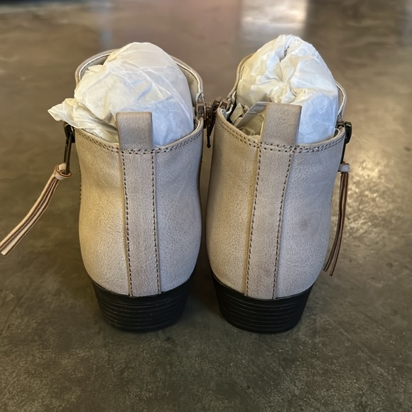 NWT Rampage Booties SZ 5.5 - Picture 4 of 8